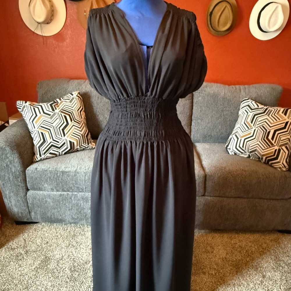 Elegant Black Maxi Dress
